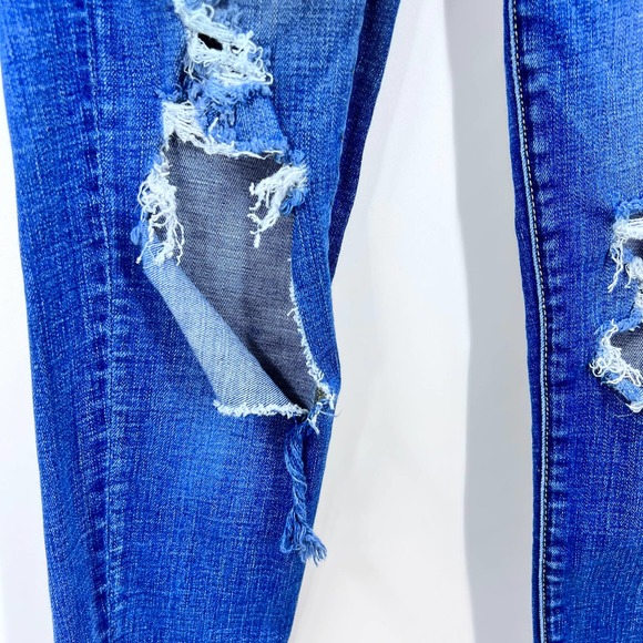 American Eagle Outfitters Distressed High Rise Jegging Medium Wash Jean Size 2 - Picture 2 of 9